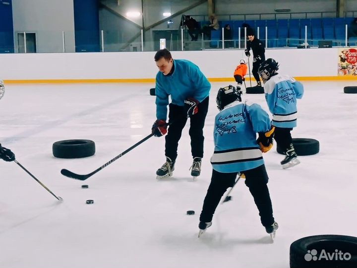 Тренер по хоккею