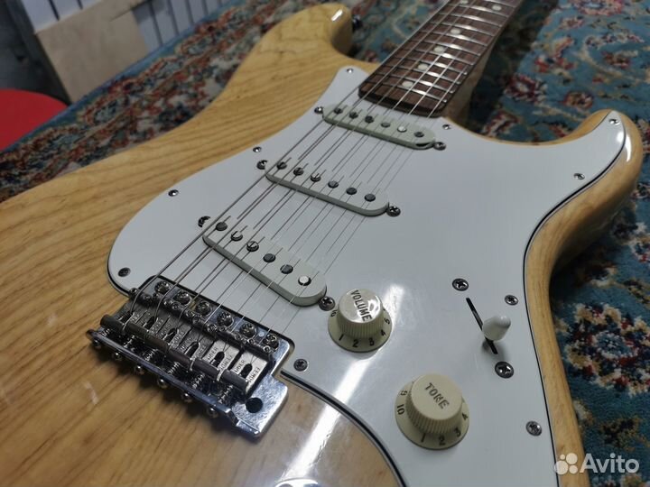 Fender avri '70s Stratocaster 2007 Nat Ash