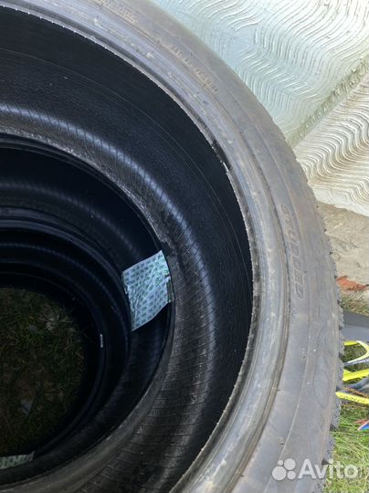 Pirelli Ice Zero 295/40 R21