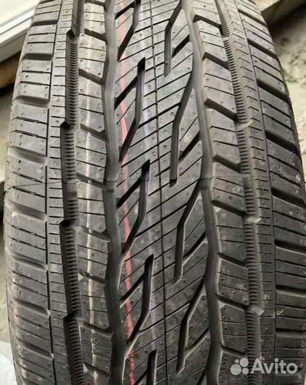 Continental ContiCrossContact LX2 215/65 R16 29T