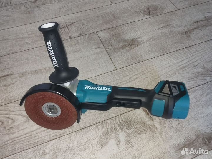 Аккумуляторная ушм Makita DGA519 с регул. оборотов