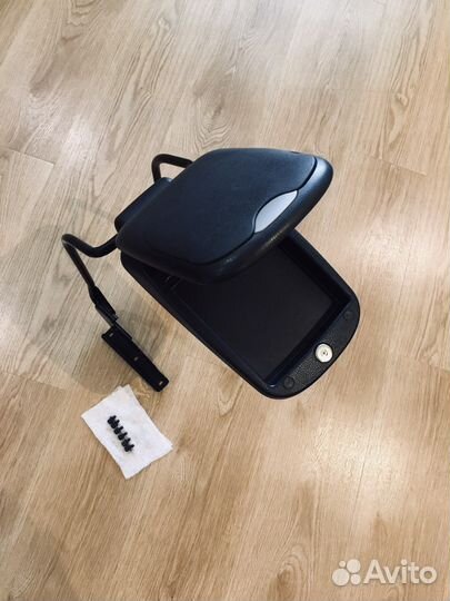 Подлокотник для nissan juke