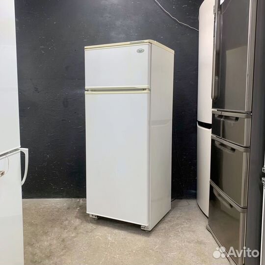 Холодильник маленький бу 148 см Минск