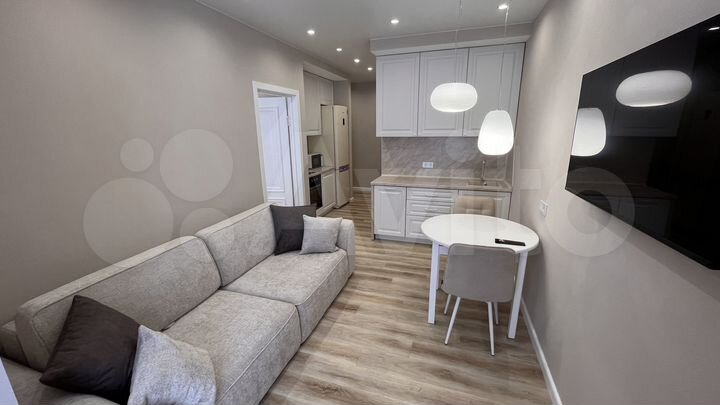 2-к. квартира, 46 м², 6/18 эт.