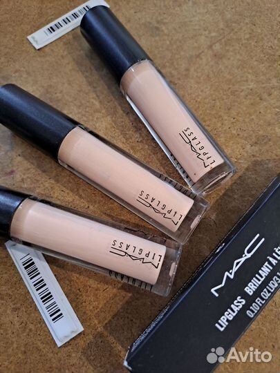 Блеск для губ 304 C-Thru. Mac Mac