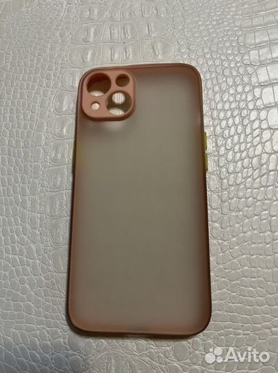 Чехол на iPhone 13