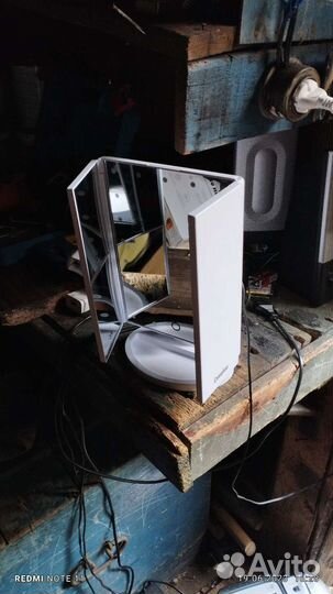 Зеркало с подсветкой настольное