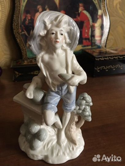 Статуэтки Испания. Италия