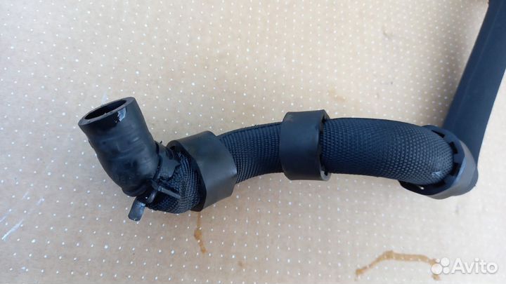 Патрубок Mercedes GLE166 AMG