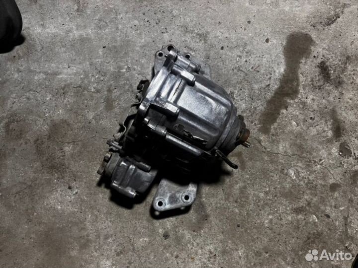 Раздаточная коробка Bmw 7 F02 N63B44A 2011