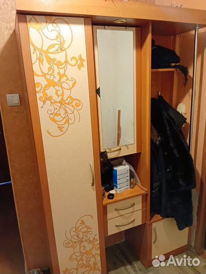 Шкаф прихожая