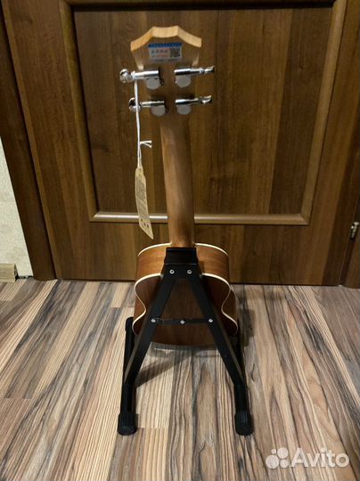 Укулеле Тенор из красного дерева