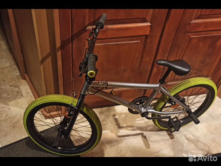 Велосипед BMX btwin