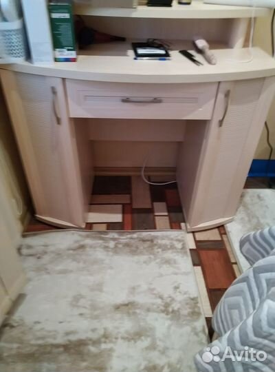 Продам спальный гарнитур бу