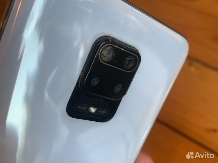 Телефон Xiaomi Redmi Note 9 Pro 4/64 белый