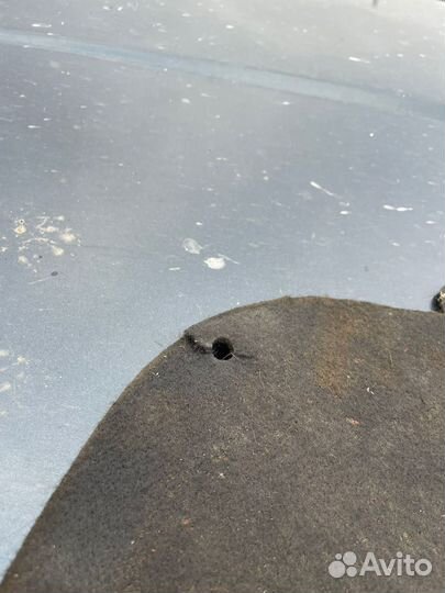 Обшивка крышки багажника Ford Focus 1 Usa 2001г