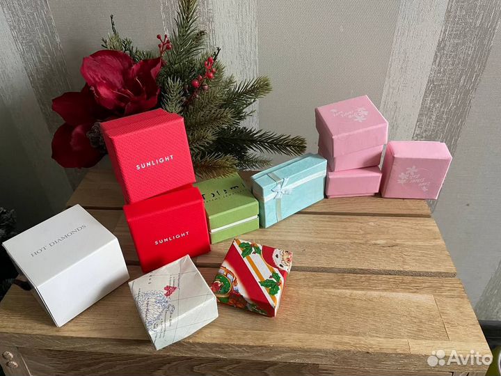 Коробочки для ювелирных изделий подарочные