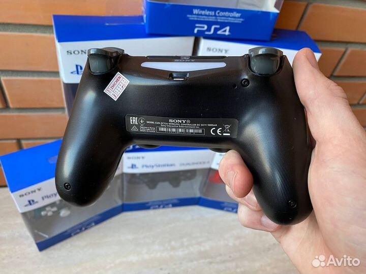 Джостик PS4