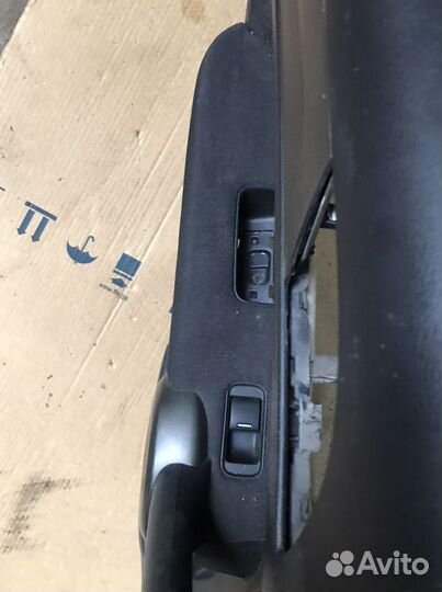 Обшивка задней левой двери Хонда CR-V3(790)