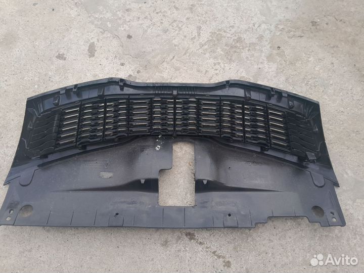 Передняя решётка бампера Kia Rio 3