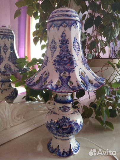 Лампа настольная.Гжель,золото,фарфор