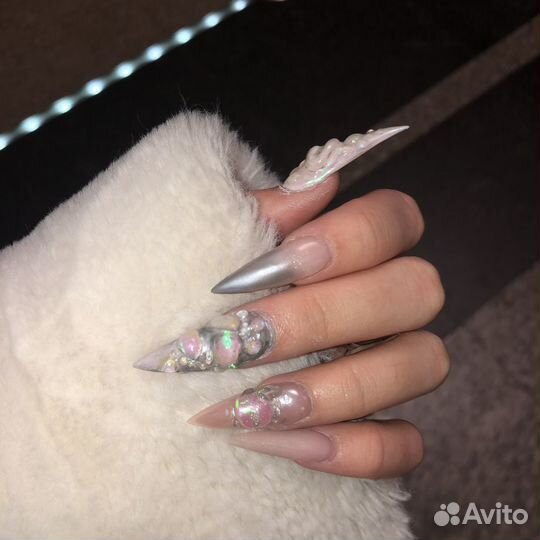 Наращивание ногтей