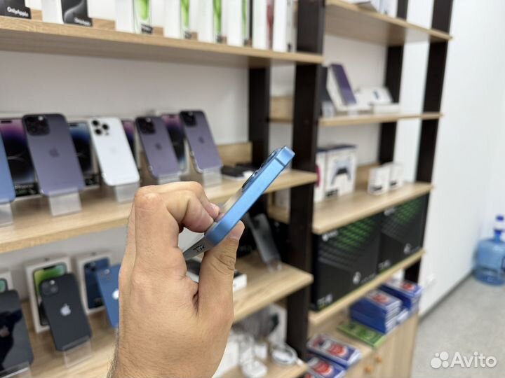 iPhone 13, 256 ГБ