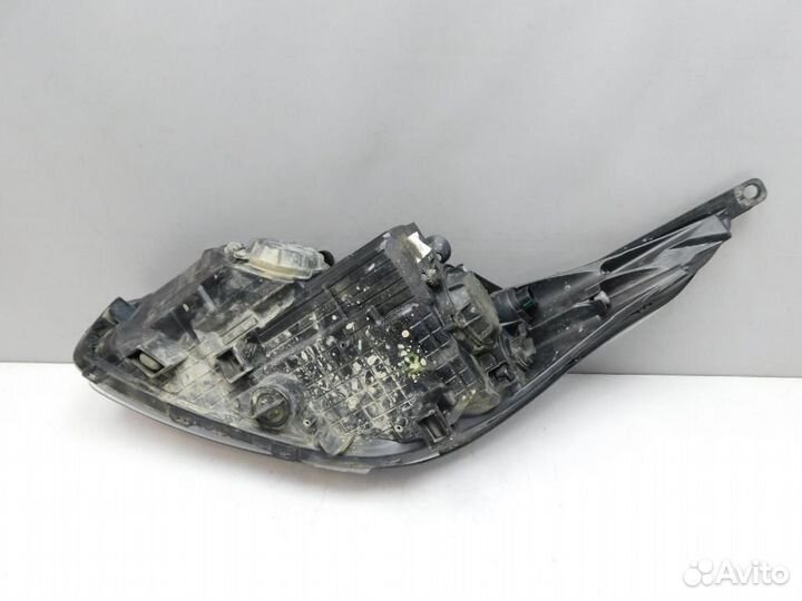 Фара правая Kia Ceed