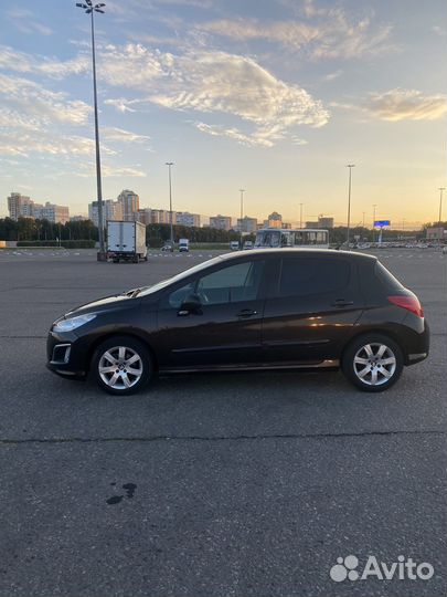 Peugeot 308 1.6 AT, 2011, 173 100 км