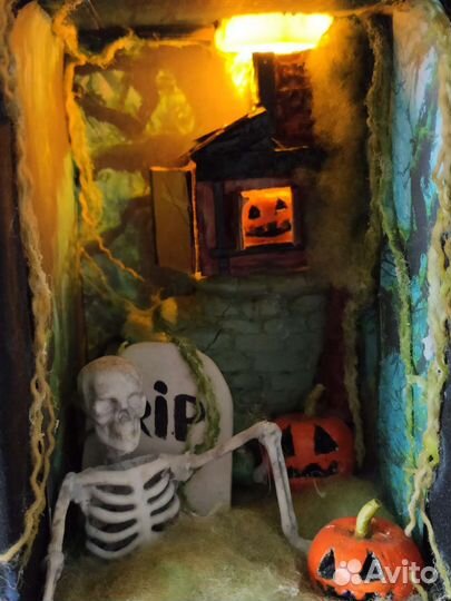 Book nook,диорама,подарок на Хеллоуин
