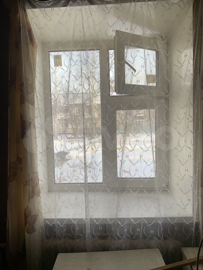 3-к. квартира, 54 м², 1/2 эт.