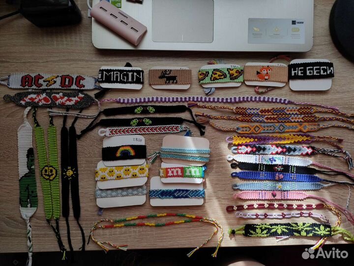 Браслет фенечка из мулине