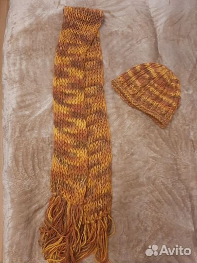 Женский шарф и шапка