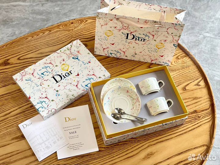 Чайный фарфоровый комплект Dior в коробке