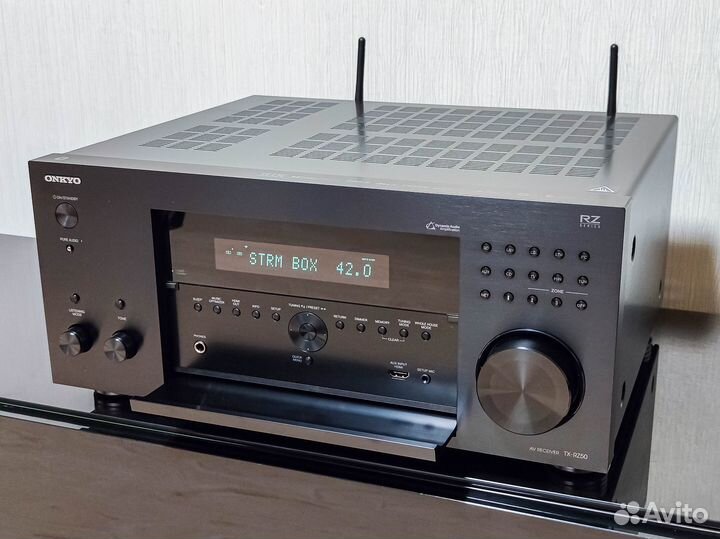 AV Ресивер Onkyo TX-RZ50