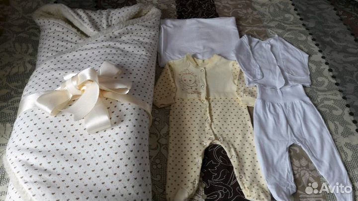 Продаю комплект на выписку