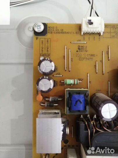 LG 42LA621 на запчасти