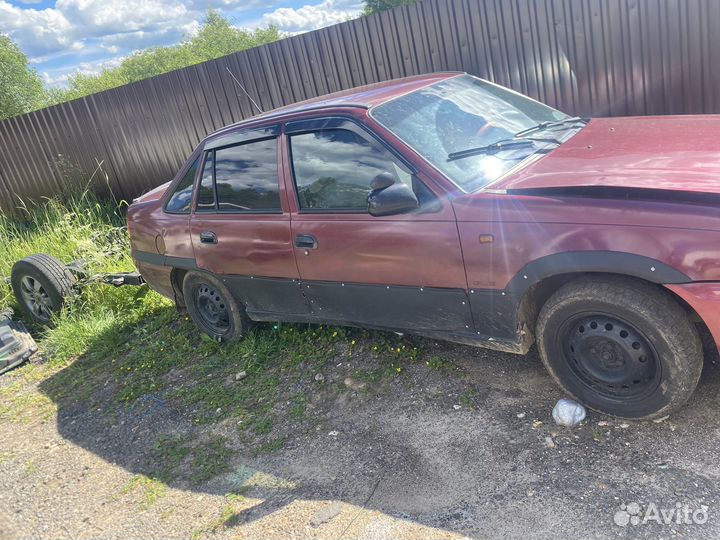 Daewoo Nexia 1.5 МТ, 2011, 150 000 км