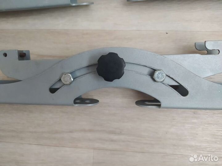 Кронштейн настенный