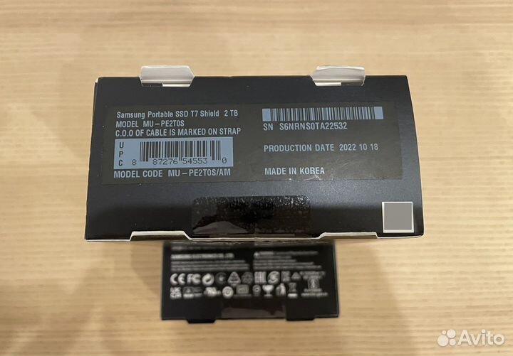 Samsung portable SSD T7 shield 2TB новый