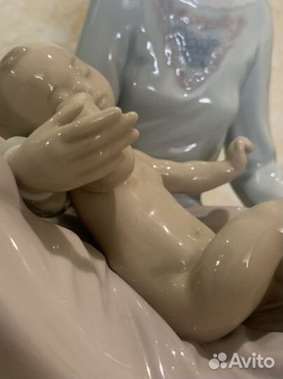 Фарфоровая статуэтка Lladro