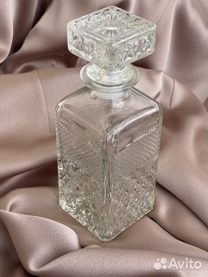 Винтажный штоф для виски