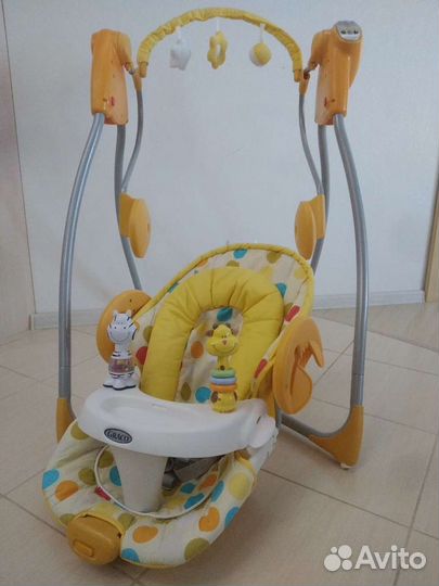 Детские электронные качели graco