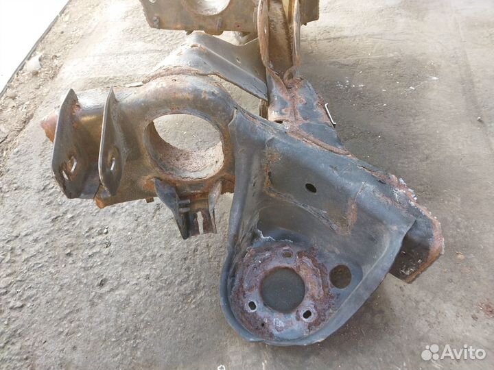 Рама задняя часть Lincoln Navigator 3 07г