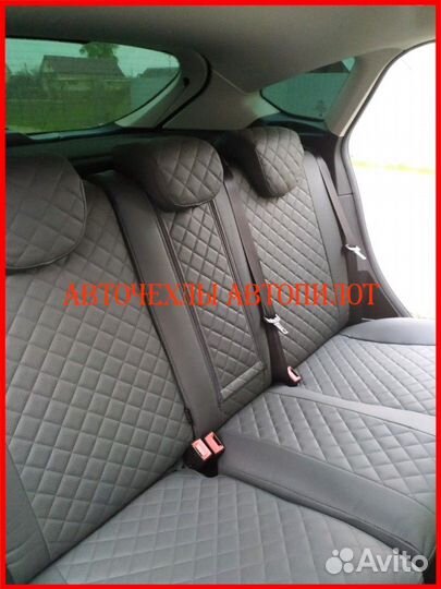 Чехлы Автопилот Ford Focus 3 из экокожи серые Ромб