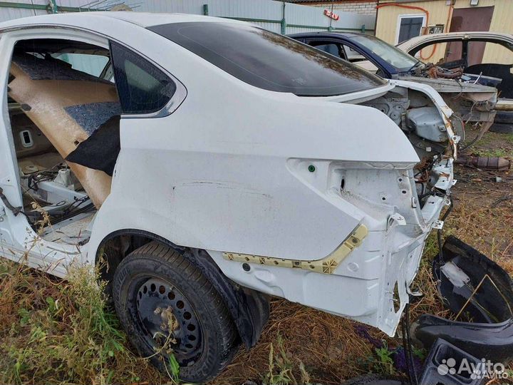 Крыло заднее левое Nissan Almera G15