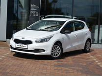 Kia Ceed 1.4 MT, 2015, 176 568 км, с пробегом, цена 1 029 000 руб.