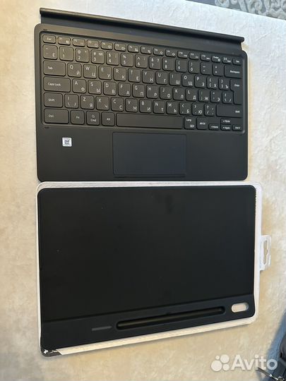 Чехол-клавиатура с тачпадом Keyboard Cover