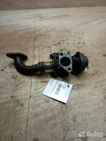 Клапан EGR Mitsubishi Delica PE8W 4M40