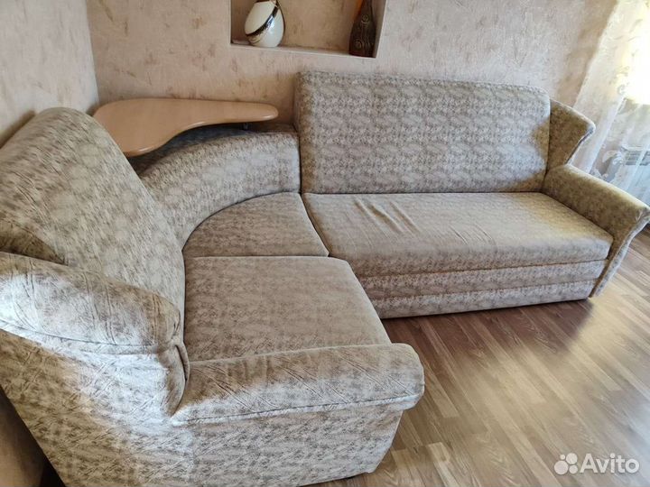 Угловой диван